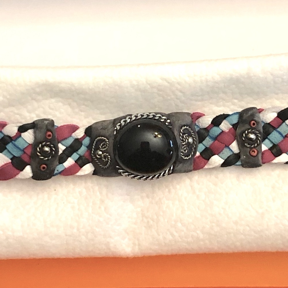 ❤️🤍🩵🖤Leather Bracelet w/Obsidian stone